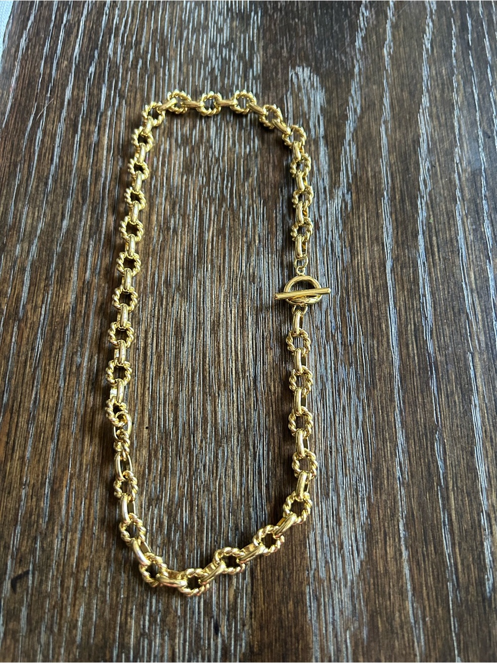 Shiny Gold Tone Necklace 16” with easy T-Bar Toggle close - Picture 4 of 4